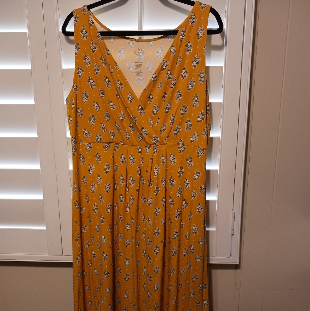 Gold Jersey A-line Sleeveless Dress